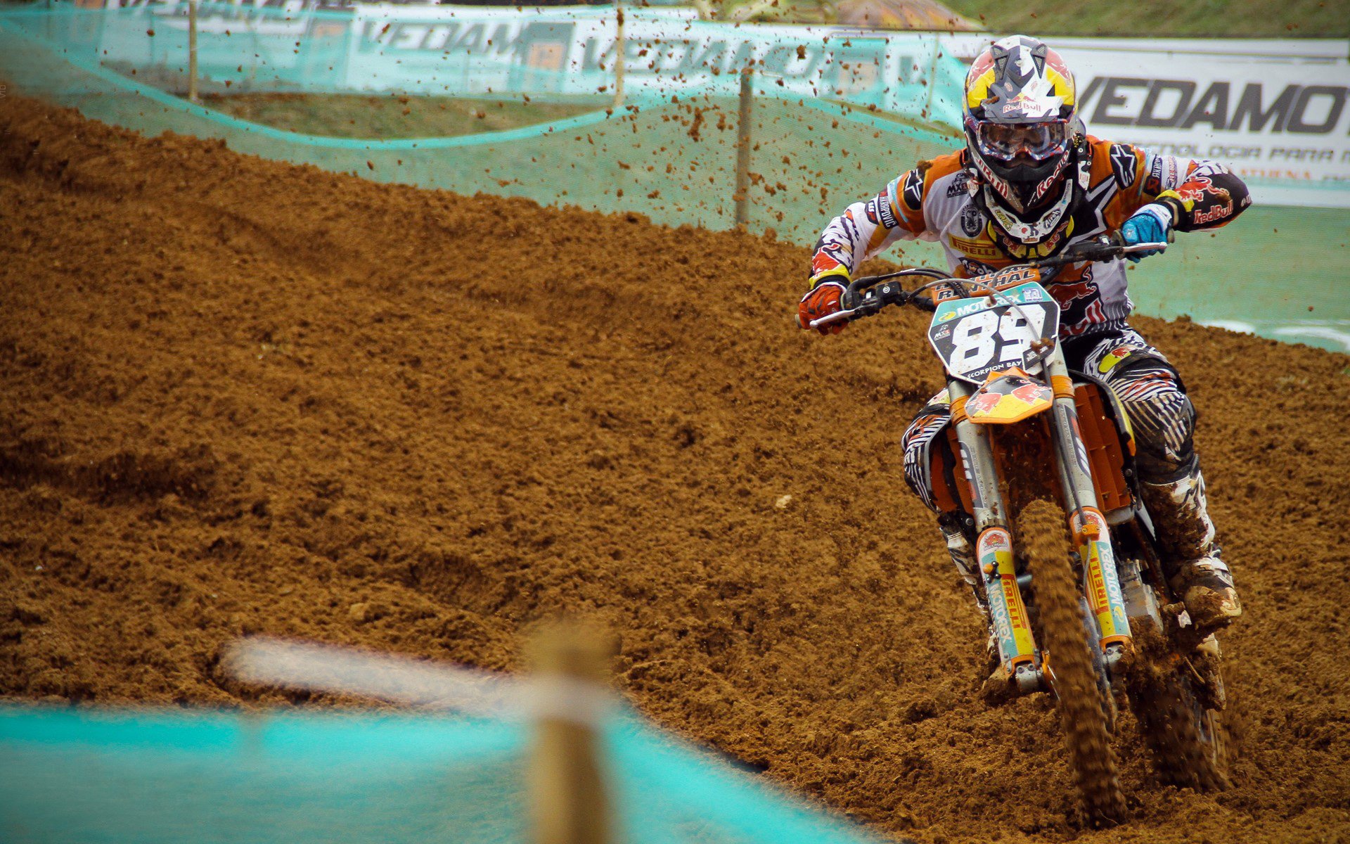 刺激!11场分差都为两位数!最大分差高达40分,一队已提前出局,足球场上最大分差